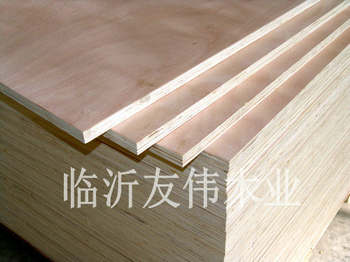 高密度膠合板的特性、優(yōu)缺點(diǎn)及應(yīng)用場景